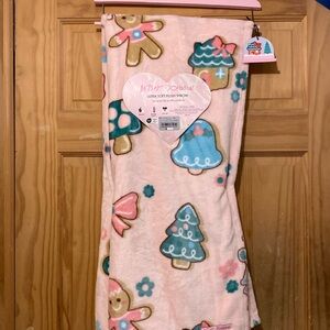 Betsy Johnson Pink Pastel Bows &Gingerbread Throw Christmas Blanket  NWT